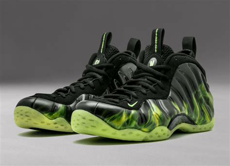 nike paranorman foamposite one